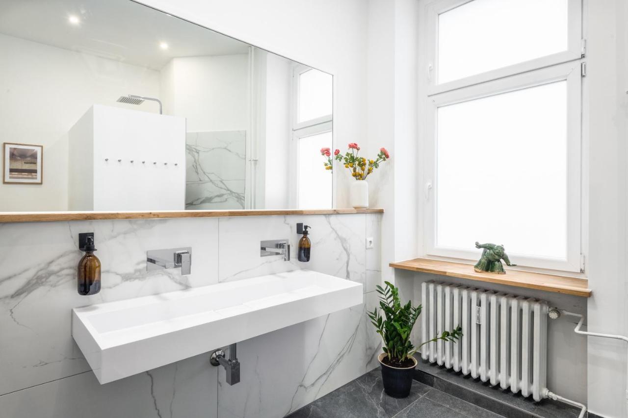 Riesiges Apartment Nahe Kudamm Sehr Schoner Altbau 123M2 Gross 12 Gaste Berlino Esterno foto